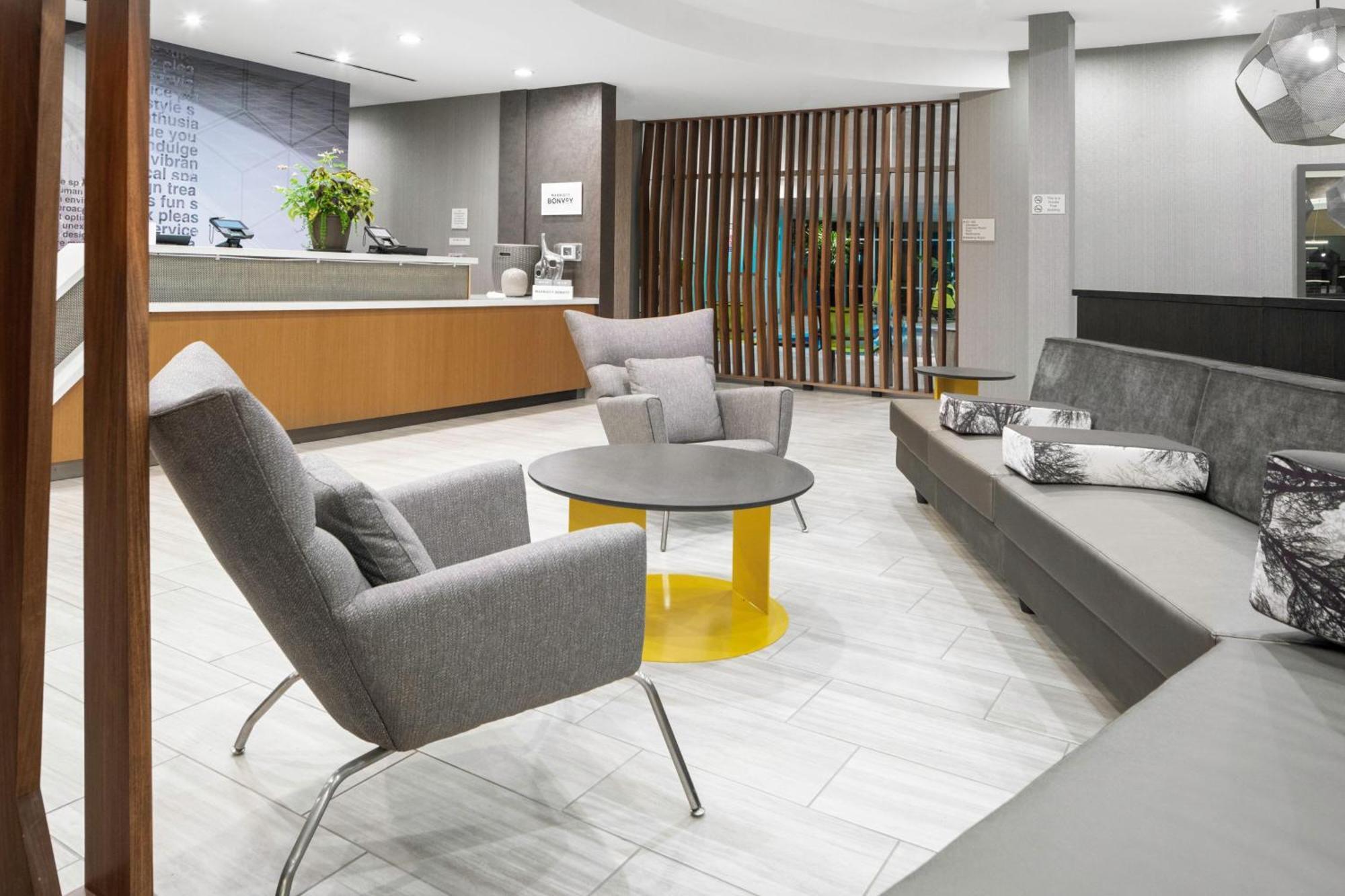 Springhill Suites By Marriott Raleigh เอเพ็กซ์ ภายนอก รูปภาพ